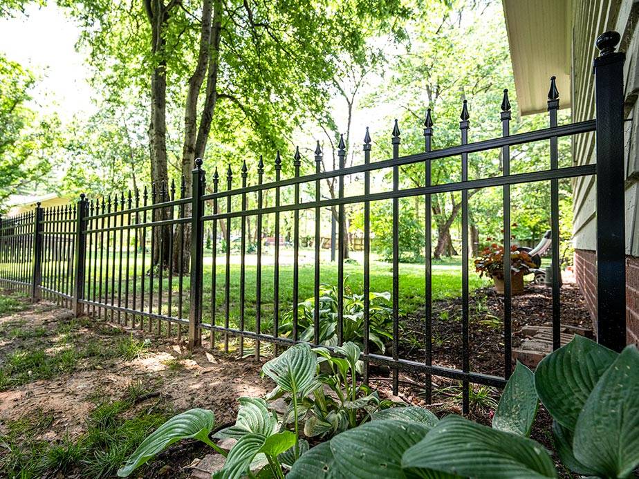 aluminum fence Dearborn Michigan