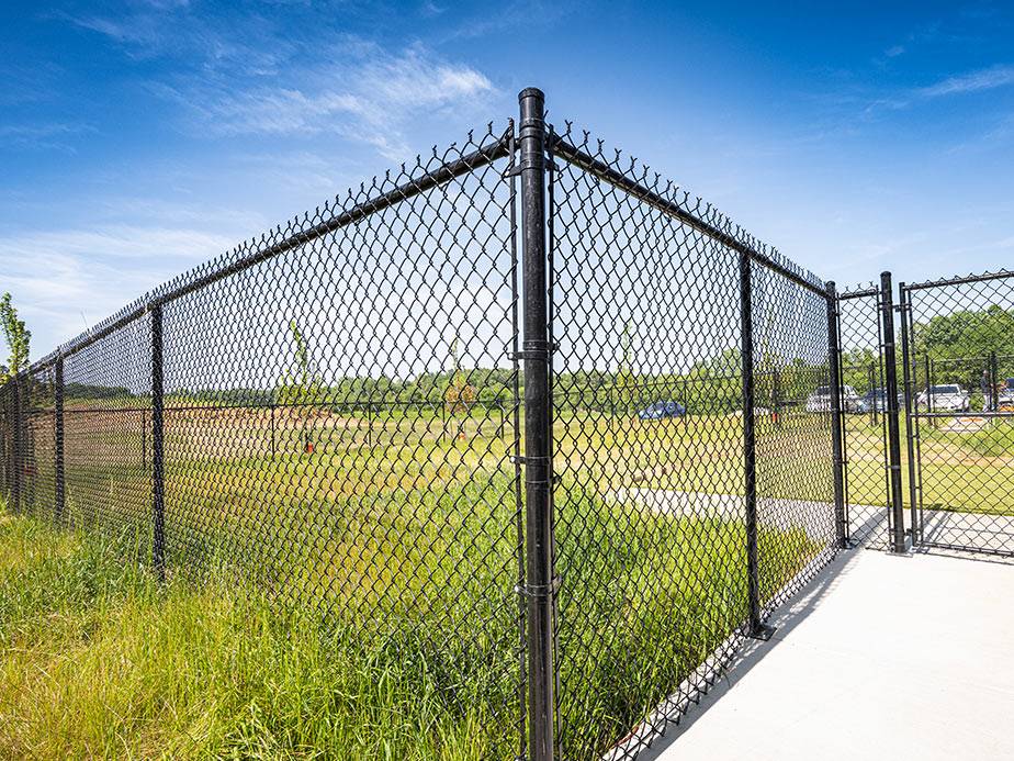 Redford Michigan commercial fencing