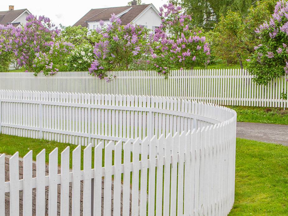 Redford Michigan residential fencing